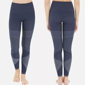 SPANX Women Look at Me Now Seamless Leggings Indigo Sky Size Medium ESF13052